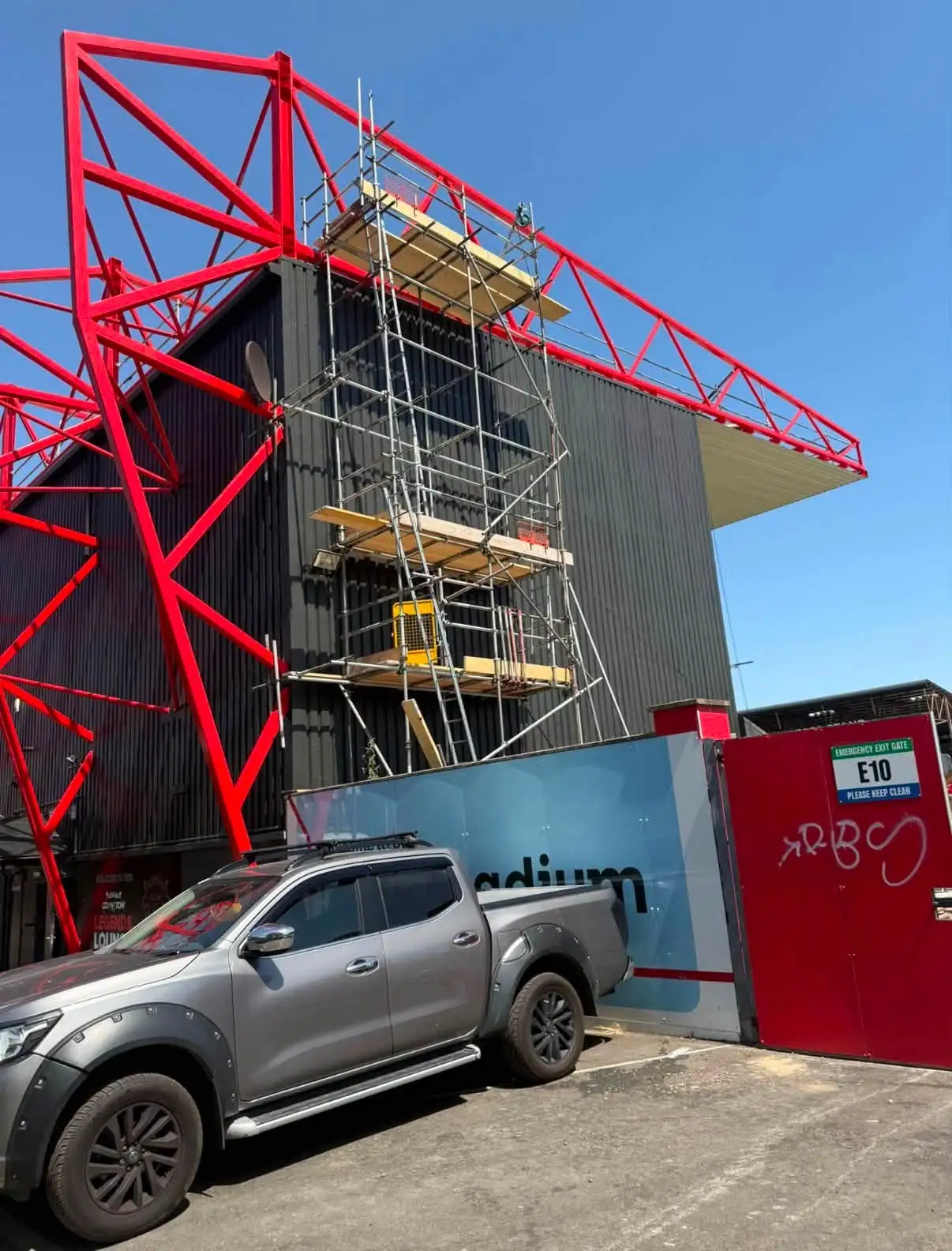 Commercial solar panel scaffolding for LFC.